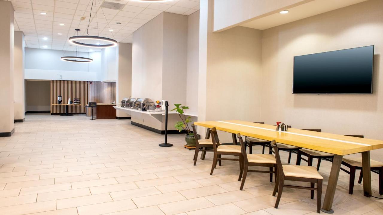 凤凰城-梅瑟-钱德勒假日套房酒店 梅萨 外观 照片
